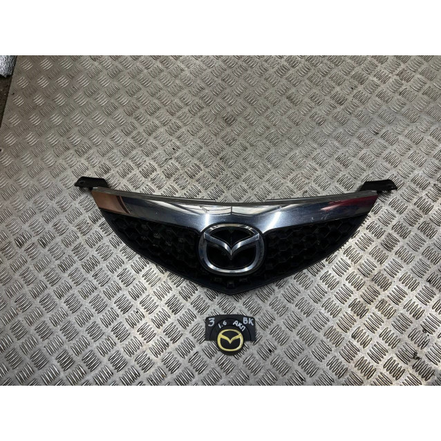 Рещітка радіатора Mazda 3 (2003-2009) BR5H50710B BR5H50710C