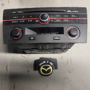 Магнитола мультимедиа Mazda 3 (2003-2009) BR2B66AR0 CD+касета 