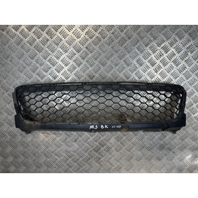 Рещітка бампера переднього Mazda 3 (2003-2009) BR5H501T