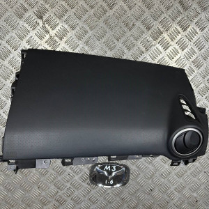 Подушка безпеки в торпедо Mazda 3 (2003-2009) BP4K6035XE