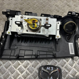 Подушка безпеки в торпедо Mazda 3 (2003-2009) BP4K6035XE