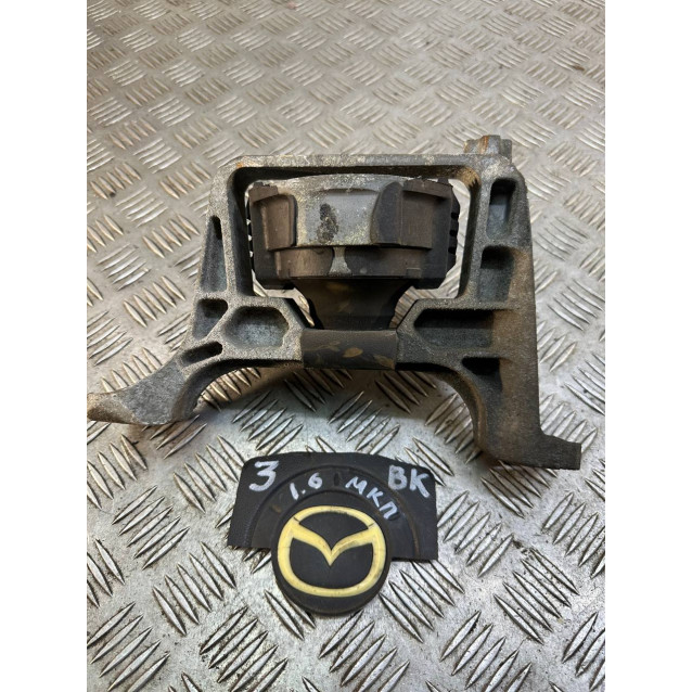 Подушка крепления двигателя Mazda 3 (2003-2009) BP4K39060B BP4K39060C *правая 