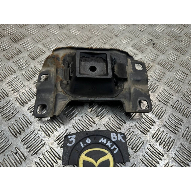 Подушка двигателя Mazda 3 (2003-2009) BP4N39070D *левая 