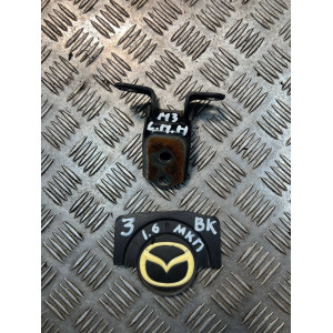 Петля двери передней левой низ Mazda 3 (2003-2009) F15158210 E11258210