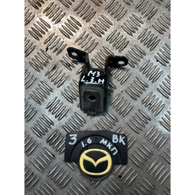 Петля двери задней левой низ Mazda 3 (2003-2009) E11273240 E11273240B