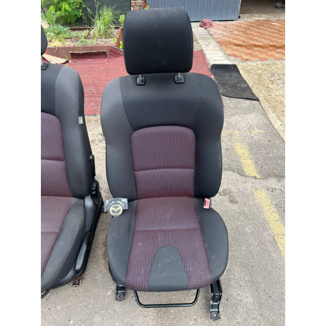 Сиденья Mazda 3 (2003-2009) BP6P88130D04