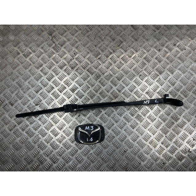 Держатель дворника левый Mazda 3 (2003-2009) BP4K67321B BP4K67321A