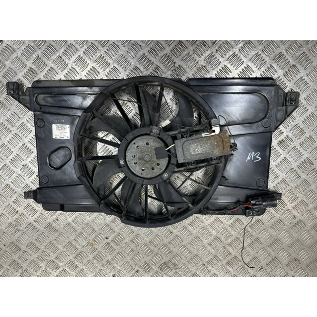 Диффузор с вентилятором радиатора Mazda 3 (2003-2009) 1,6 Z60115025B Z60115025H Z60115025C Z60115025D