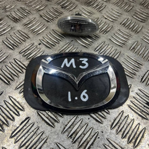 Повторитель поворота Mazda 3 (2003-2009) GJ6A51120C