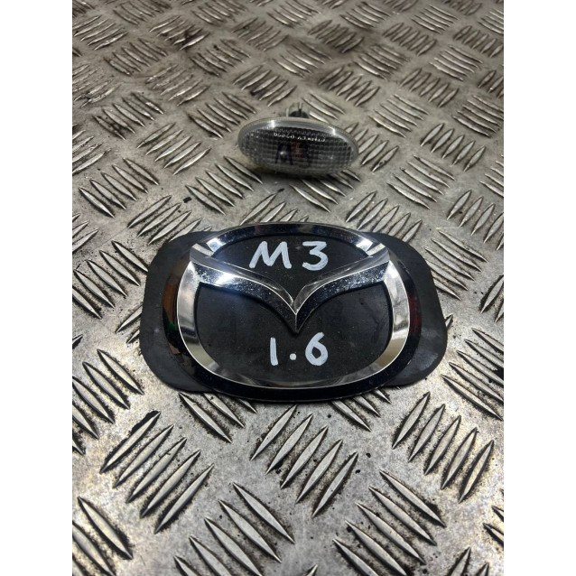 Повторитель поворота Mazda 3 (2003-2009) GJ6A51120C