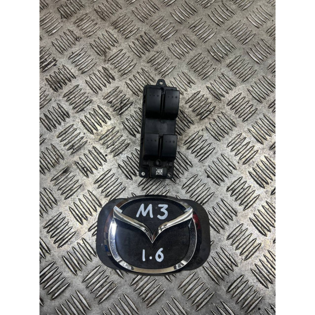Блок управления стеклоподъемниками Mazda 3 (2003-2009) BP4L66350