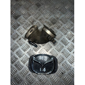 Патрубок повітряного фільтра Mazda 3 (2003-2009) 1,6 ZJ0113221A