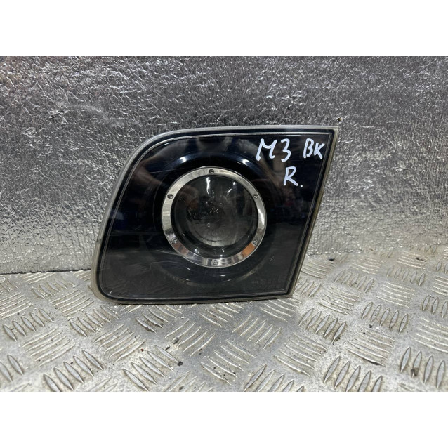Фонарь правый внутренний Mazda 3 (2003-2009) BN8V513F0D BN8V513F0C