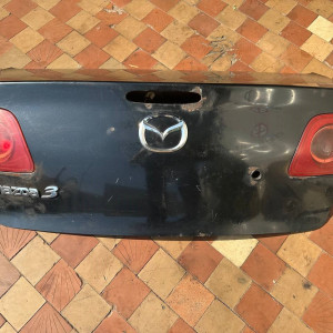 Крышка багажника Mazda 3 BK (2003-2009) BNYW5261XC BNYW5261XD