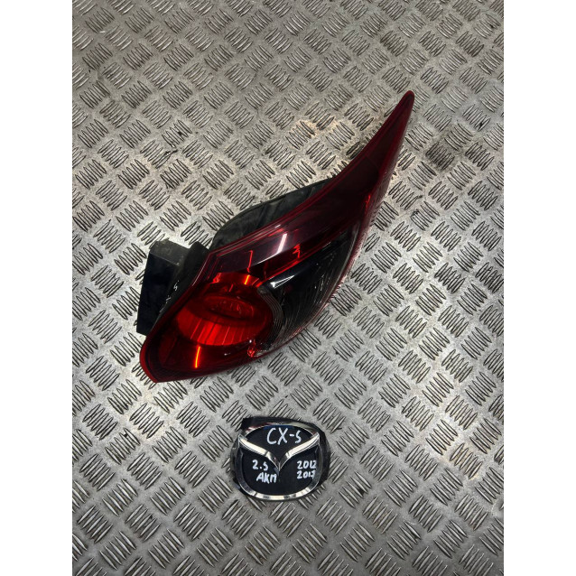 Фонарь правый Mazda CX-5 (2012-2017) KD3351150C 