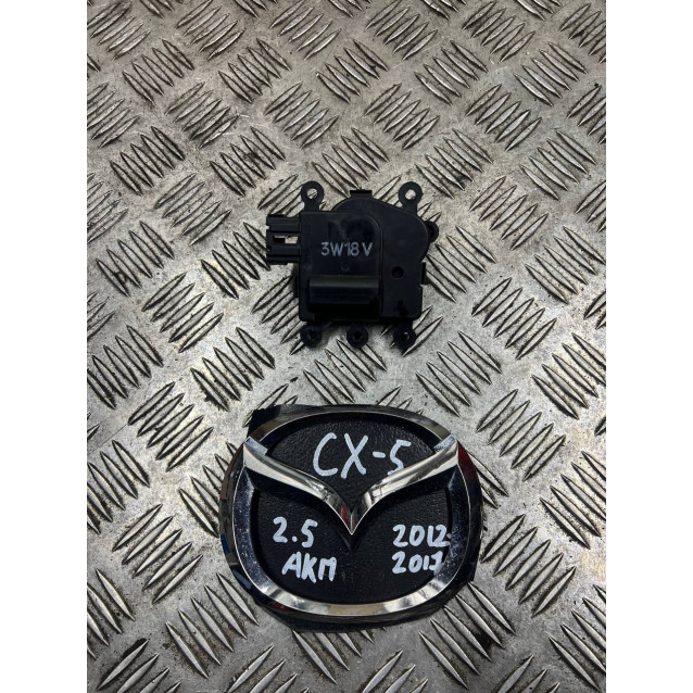 Шаговый двигатель печки Mazda CX-5 (2012-2017) KD4761A70
