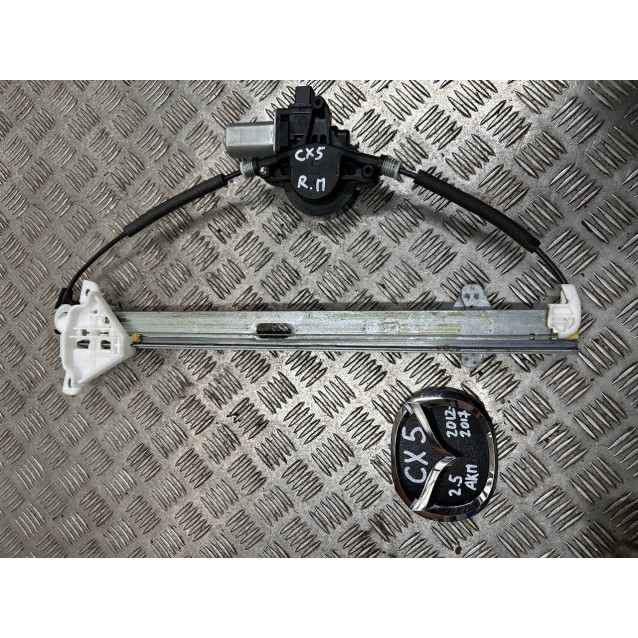 Стеклоподъемник передний правый Mazda CX-5 (2012-2017) KD5358590 *без моторчика