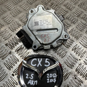Клапан актуатор изменения фаз ГРМ Mazda CX-5 (2012-2017) PE01124Z0C