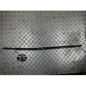 Молдинг стекла двери передней Mazda CX-5 (2012-2017) KD5350640B KD5350650B