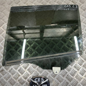 Стекло двери заднее левое Mazda CX-5 (2012-2017) KD4773510