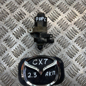 Насос мотор омывателя фар Mazda CX-7 (2006-2012) EH1151811