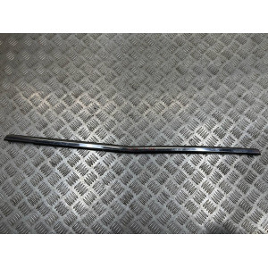 Молдинг стекла двери задний Mazda CX-7 (2006-2012) EG2150670G