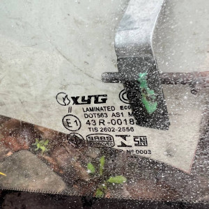 Стекло лобовое Mazda CX-7 (2006-2012) * не оригинал