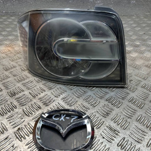 Фонарь правый Mazda CX-7 (2006-2012) E22151150B