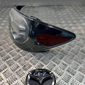 Фонарь правый Mazda CX-7 (2006-2012) E22151150B