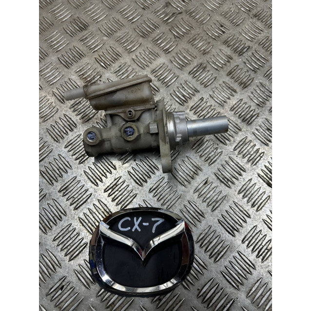 Цилиндр тормозной главный Mazda CX-7 (2006-2012) 2.3 АКПП EG234340Z