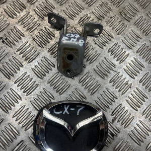 Петля двери передней правой верх Mazda CX-7 (2006-2012) F15158210A