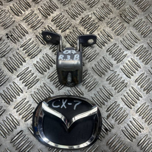 Петля двери задней правой верх Mazda CX-7 (2006-2012) D46172210 