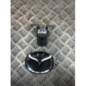 Петля двери задней правой низ Mazda CX-7 (2006-2012) D46172240
