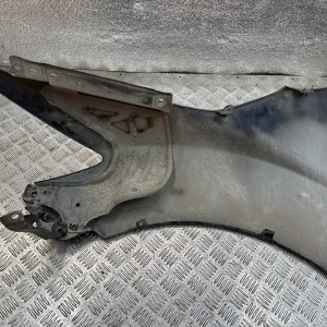 Крыло переднее правое Mazda CX-7 (06-12) EG2152110F EG2152110G