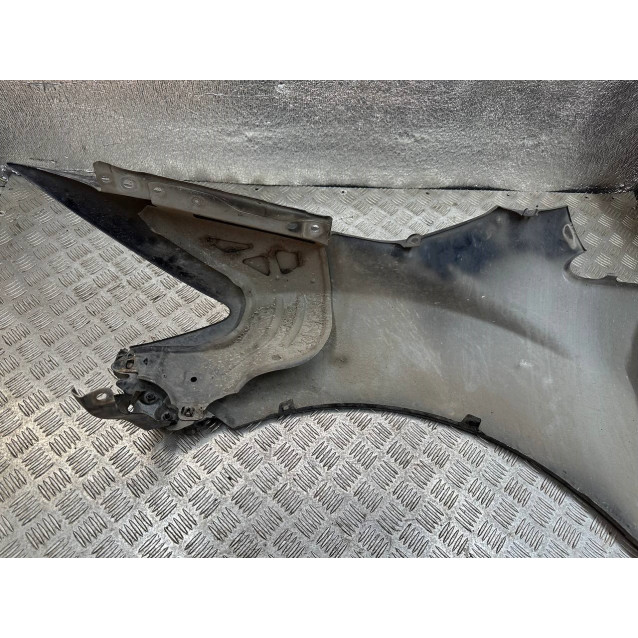 Крыло переднее правое Mazda CX-7 (06-12) EG2152110F EG2152110G