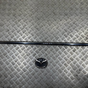 Молдинг стекла двери передний Mazda CX-7 (2006-2012) EG2150640F EG2150640H EG2150650F EG2150650H