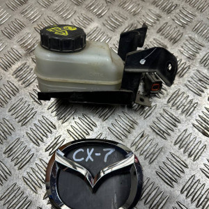 Бачок главного тормозного цилиндра Mazda CX-7 (2006-2012) 2.3 АКПП L20643550E