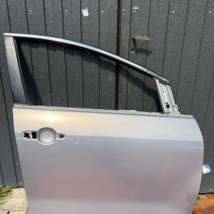 Дверь передняя правая Mazda CX-7 (2006-2012) EG2158031A