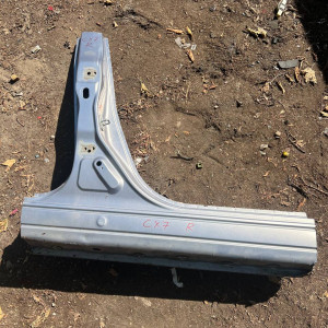 Порог правый Mazda CX-7 (2006-2012) EGY170271A * с частью стойки