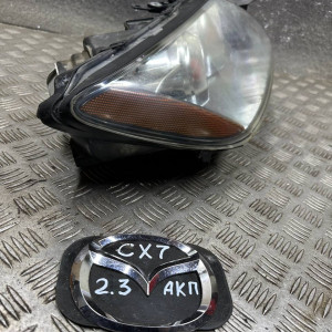 Фара правая Mazda CX-7 (2006-2012) EH1051031B *ксенон, дефект крепления