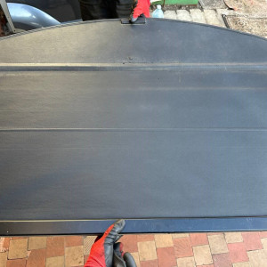 Шторка багажника Mazda CX-7 (2006-2012) EG216834XB02