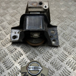 Подушка опора двигателя Nissan Micra K12 (2002-2011) 11210AX60A