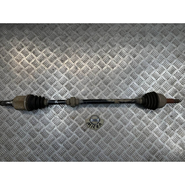 Полуось Привод передний правый Nissan Micra K12 (2002-2011) 39100AY105