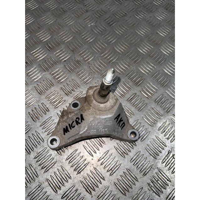 Кронштейн крепления КПП Nissan Micra K12 (2002-2011) 11253AX610
