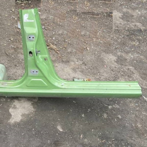 Стойка кузова правая средняя с порогом Nissan Micra (K12) (2002-2011) 