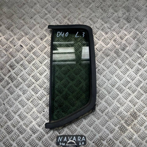 Стекло двери заднее левое (форточка) Nissan Navara D40 (2005-2013) 82263EB320