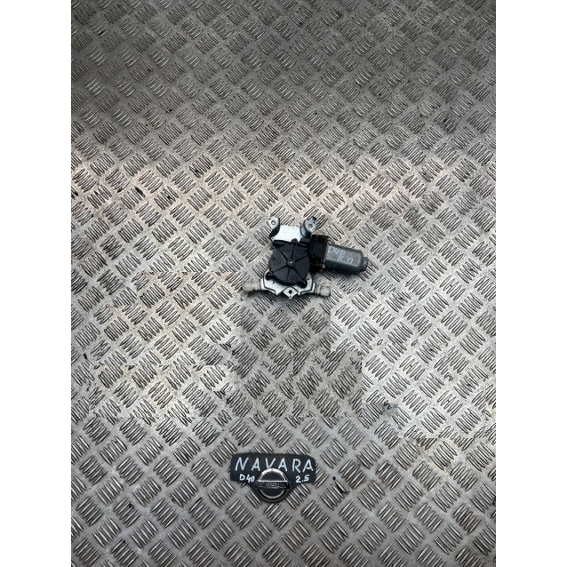 Моторчик стеклоподъемника передний правый Nissan Navara D40 (2005-2013) 807304X01A 80730EB305