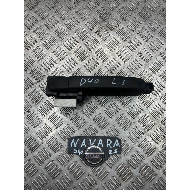 Ручка двери наружная левая задняя Nissan Navara D40 (2005-2013) 80640EB100 80611EB300