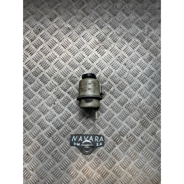 Бачок ГУР Nissan Navara D40 (2005-2013) 49180EA000 49180EB300