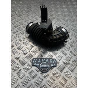 Патрубок повітряного фільтра Nissan Navara D40 (-2010) 2,5 TDI 16578EC00A